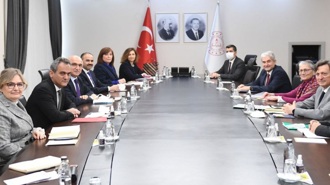 MINISTER ÖZER RECEIVES EUROPEAN TRAINING FOUNDATION DELEGATION