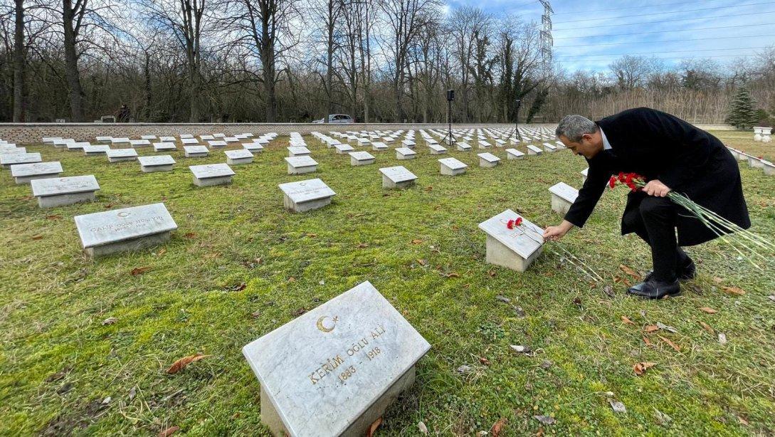 MINISTER OZER VISITED GALICIA TURKISH MARTYRS CEMETERY IN HUNGARY