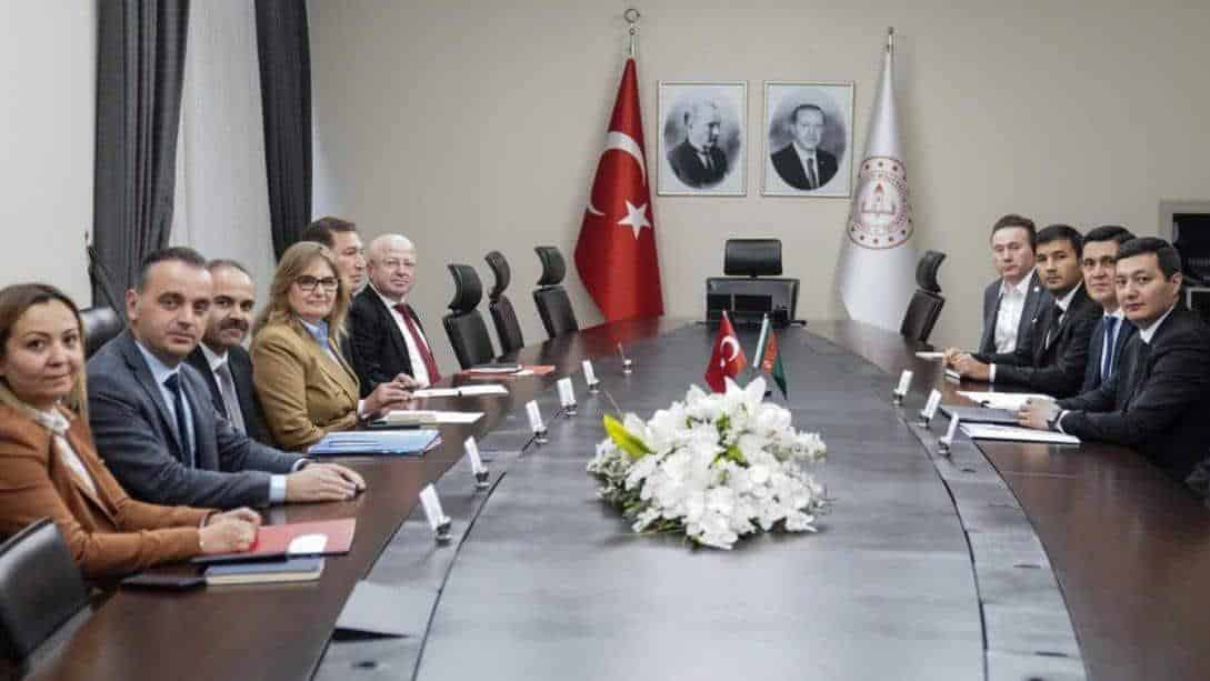 DEPUTY MINISTER AŞKAR MEETS WITH HER TURKMENISTANI COUNTERPART MUHAMMEDOVİÇ