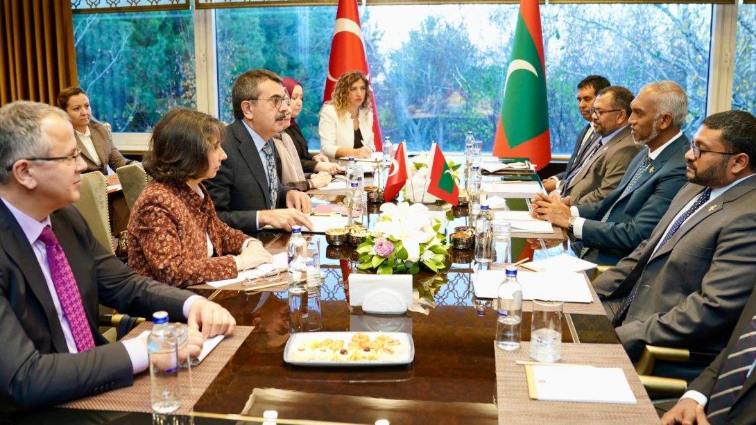 MINISTER TEKIN MEETS WITH PRESIDENT OF THE MALDIVES MUIZZU